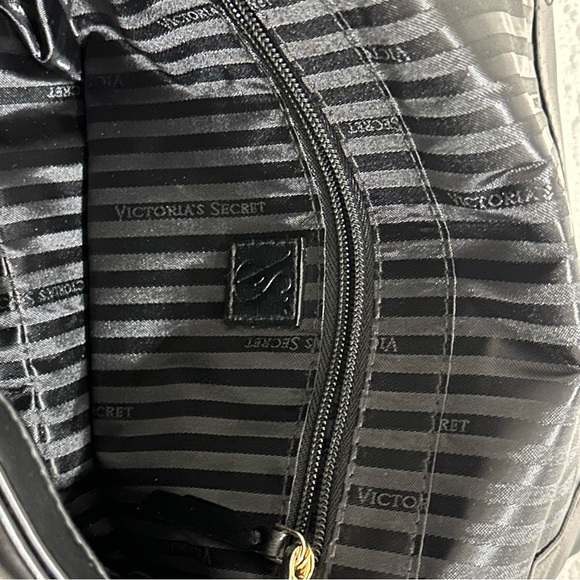 Victoria secret Black Quilted Chain Shoulder Bag - Picture 7 of 14